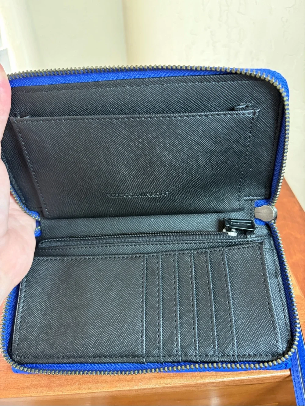 Rebecca Minkoff NWOT Cobalt Blue Quilted Leather Zip Around Wallet Wristlet